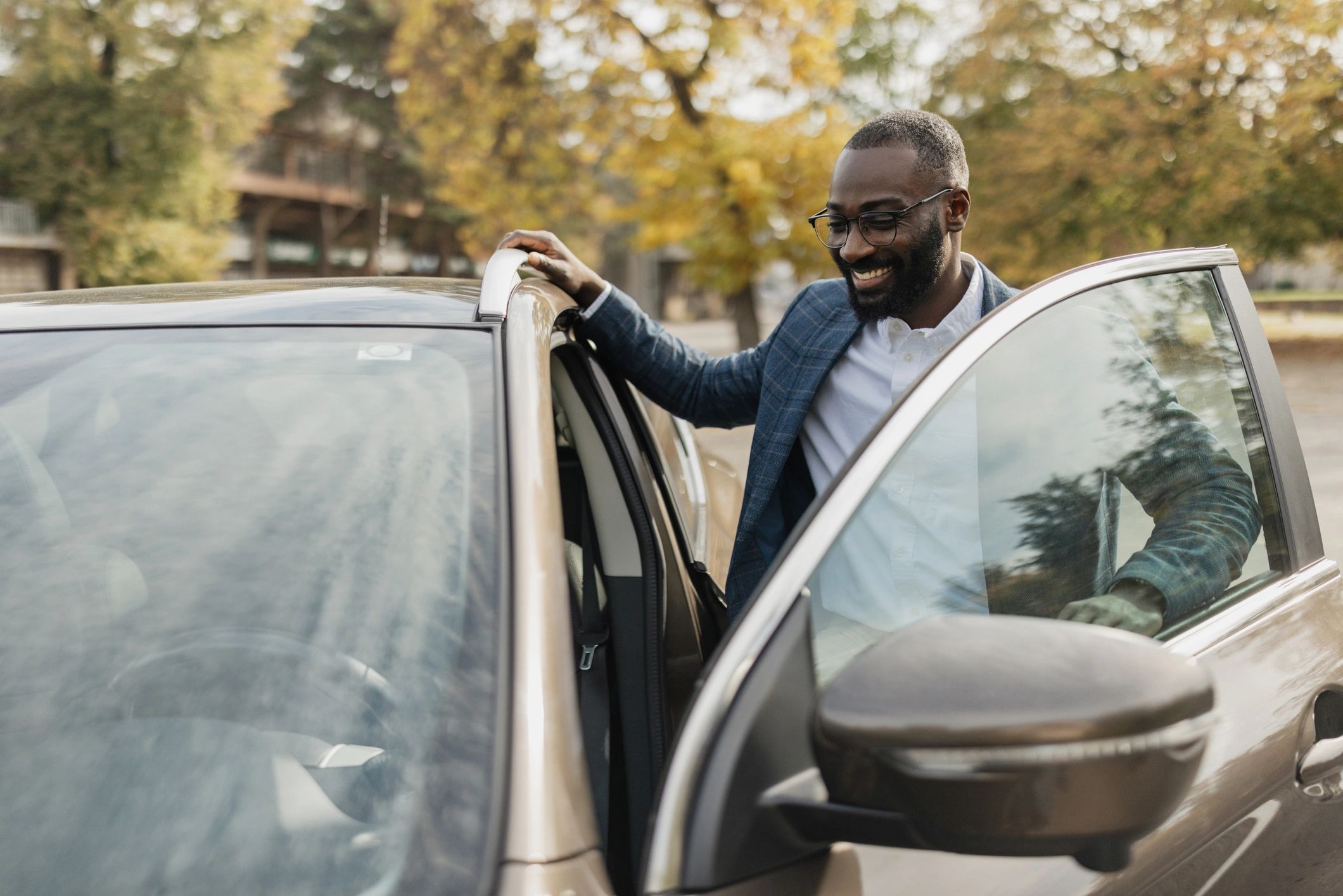 Premium car arrival for wedding or event transportation